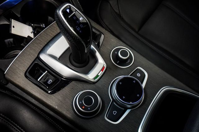 2023 Alfa Romeo Stelvio Ti AWD - 23075622 - 25