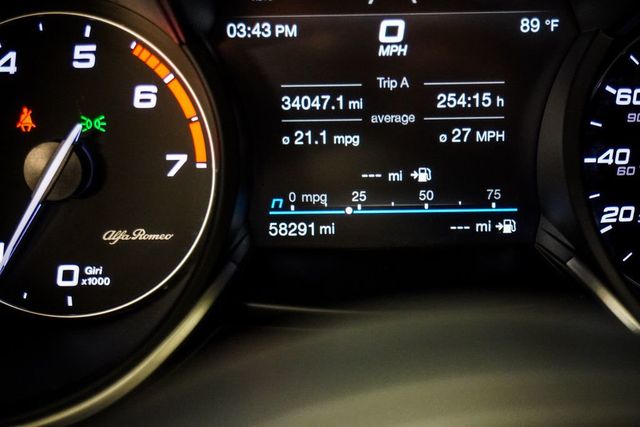 2023 Alfa Romeo Stelvio Ti AWD - 23075622 - 29