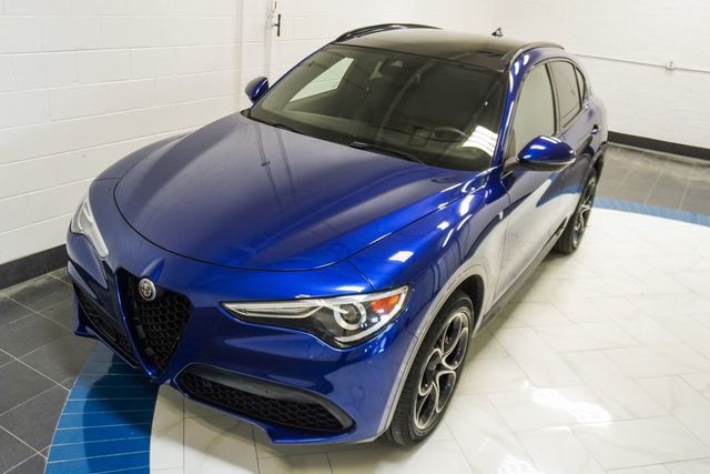 2023 Alfa Romeo Stelvio Ti AWD - 23075622 - 38