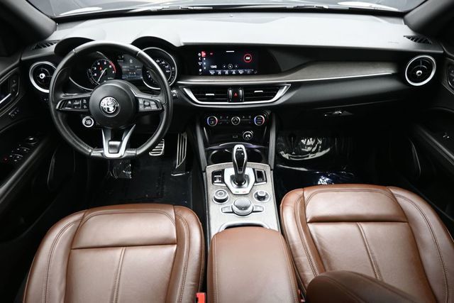 2023 Alfa Romeo Stelvio Ti AWD - 23007615 - 16