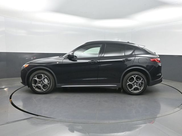 2023 Alfa Romeo Stelvio Ti AWD - 23007615 - 1