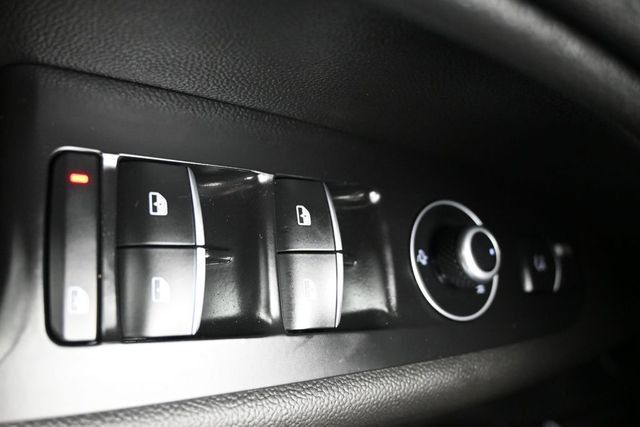 2023 Alfa Romeo Stelvio Ti AWD - 23007615 - 29