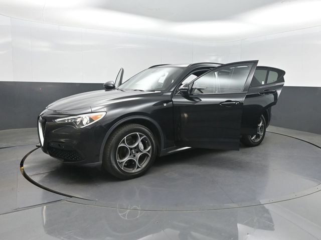 2023 Alfa Romeo Stelvio Ti AWD - 23007615 - 35