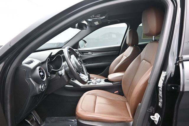 2023 Alfa Romeo Stelvio Ti AWD - 23013904 - 10