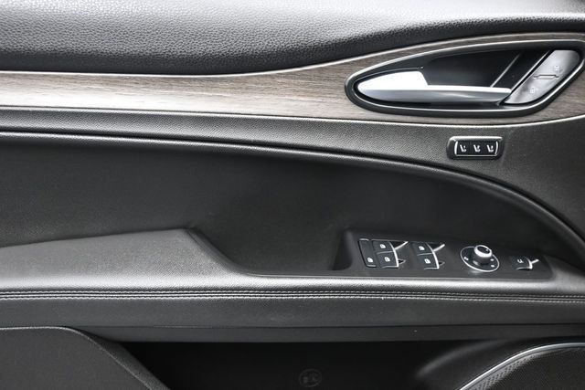 2023 Alfa Romeo Stelvio Ti AWD - 23013904 - 11
