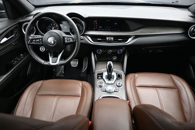 2023 Alfa Romeo Stelvio Ti AWD - 23013904 - 16