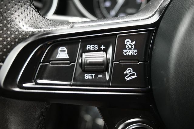 2023 Alfa Romeo Stelvio Ti AWD - 23013904 - 24