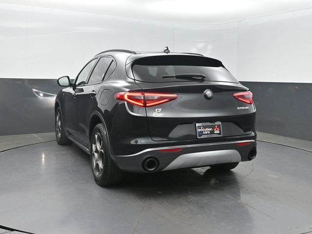 2023 Alfa Romeo Stelvio Ti AWD - 23013904 - 2