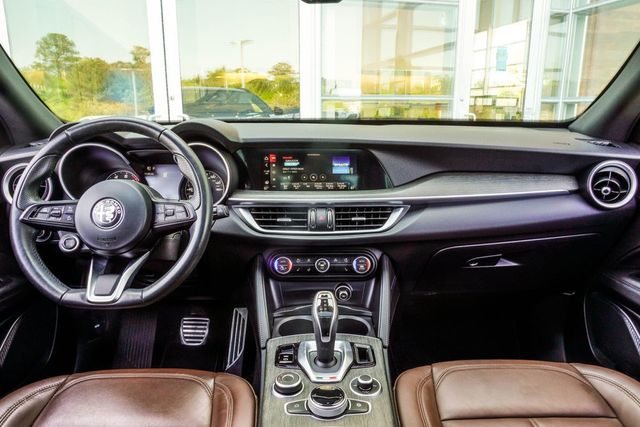 2023 Alfa Romeo Stelvio Ti AWD - 22999501 - 4