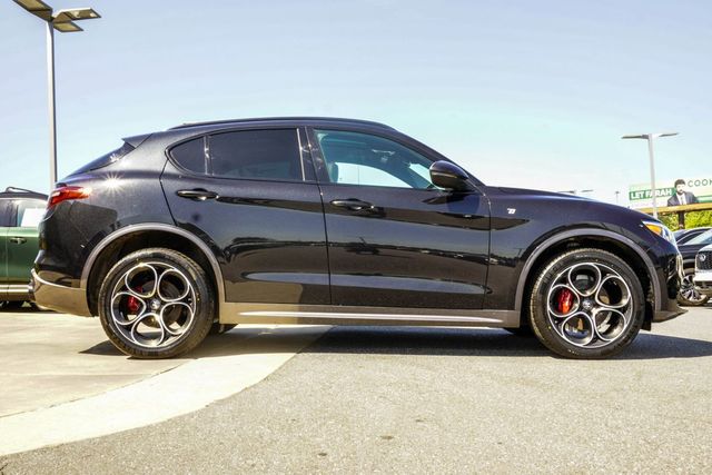 2023 Alfa Romeo Stelvio Ti AWD - 22999501 - 5