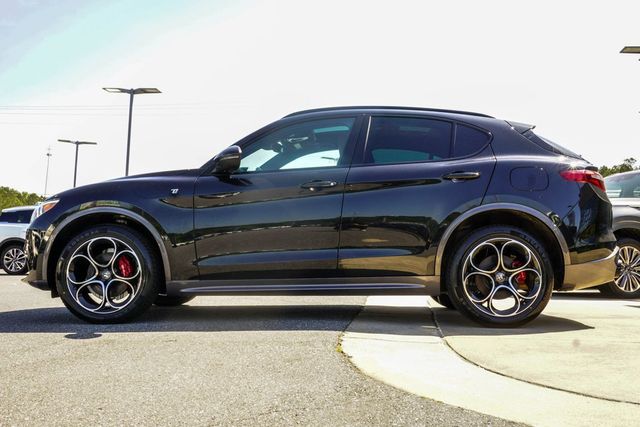 2023 Alfa Romeo Stelvio Ti AWD - 22999501 - 8