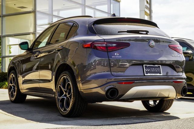 2023 Alfa Romeo Stelvio Ti AWD - 23006336 - 9