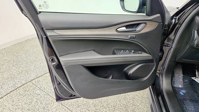 2023 Alfa Romeo Stelvio Ti AWD - 23073120 - 10