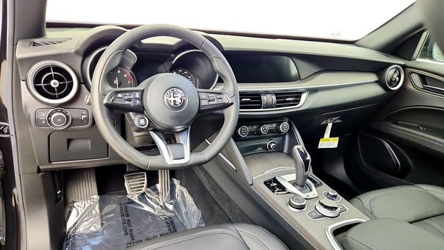 2023 Alfa Romeo Stelvio Ti AWD - 23073120 - 12