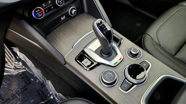 2023 Alfa Romeo Stelvio Ti AWD - 23073120 - 16