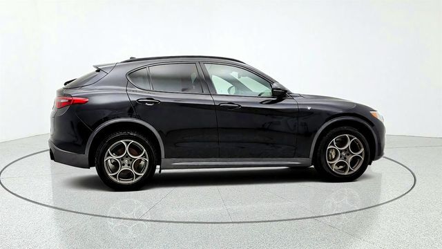 2023 Alfa Romeo Stelvio Ti AWD - 23073120 - 3