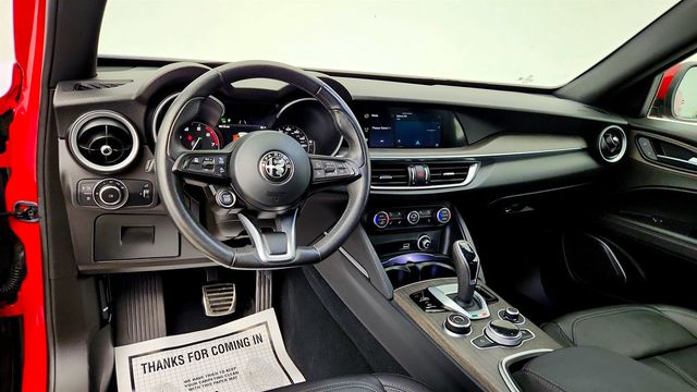 2023 Alfa Romeo Stelvio Ti AWD - 23082187 - 12