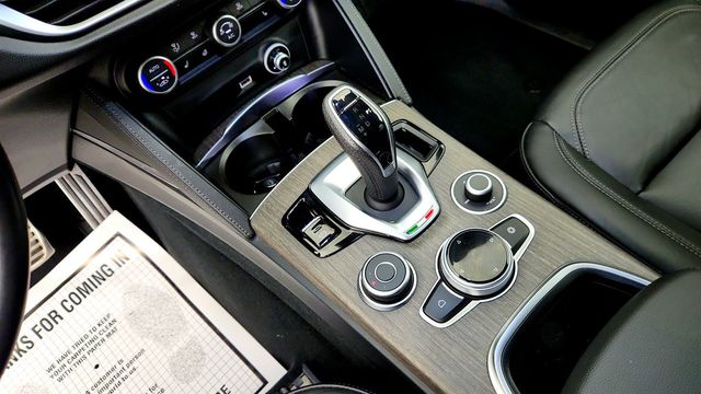 2023 Alfa Romeo Stelvio Ti AWD - 23082187 - 16