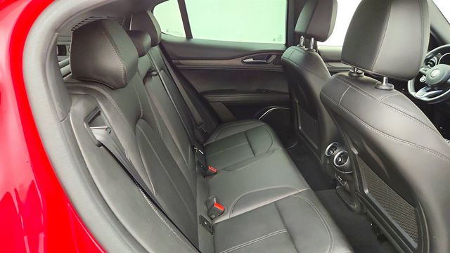 2023 Alfa Romeo Stelvio Ti AWD - 23082187 - 23