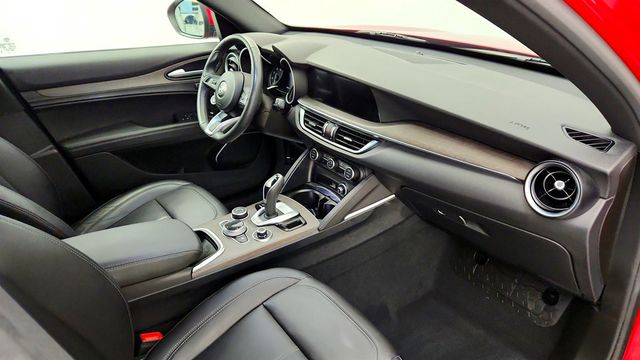 2023 Alfa Romeo Stelvio Ti AWD - 23082187 - 25