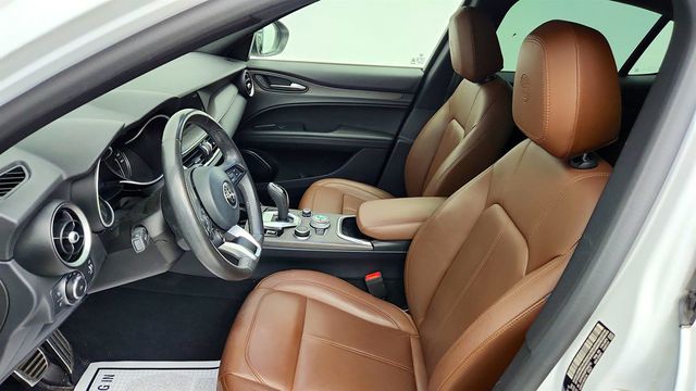 2023 Alfa Romeo Stelvio Ti AWD w/ Chocolate Leather Seats - 23057830 - 18