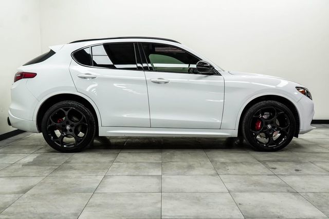 2023 Alfa Romeo Stelvio Veloce AWD - 22990793 - 9