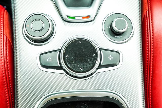 2023 Alfa Romeo Stelvio Veloce AWD - 22990793 - 23