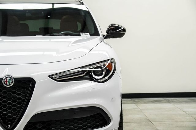 2023 Alfa Romeo Stelvio Veloce AWD - 22990793 - 3