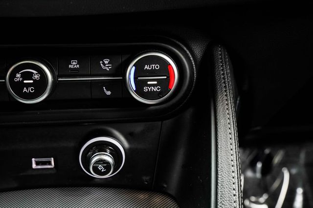 2023 Alfa Romeo Stelvio Veloce AWD - 22996379 - 27