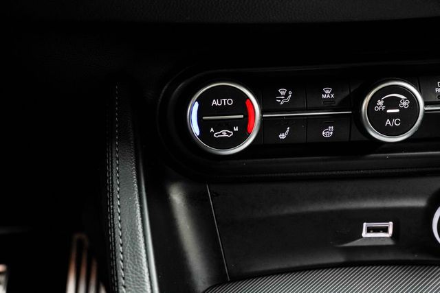 2023 Alfa Romeo Stelvio Veloce AWD - 22996379 - 28