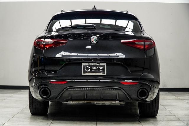2023 Alfa Romeo Stelvio Veloce AWD - 22988365 - 11