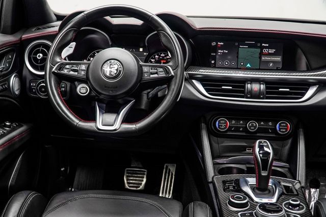 2023 Alfa Romeo Stelvio Veloce AWD - 22988365 - 16