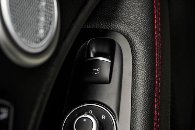 2023 Alfa Romeo Stelvio Veloce AWD - 22988365 - 37