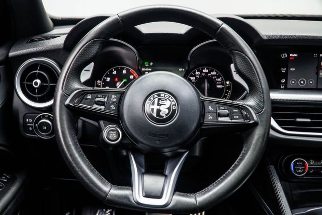 2023 Alfa Romeo Stelvio Veloce AWD - 23001490 - 17