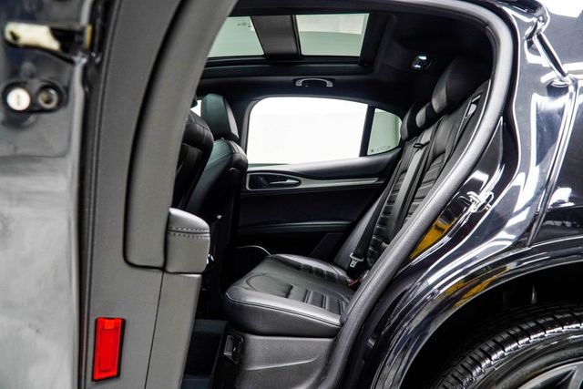 2023 Alfa Romeo Stelvio Veloce AWD - 23001490 - 39