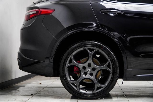 2023 Alfa Romeo Stelvio Veloce AWD - 23001490 - 7