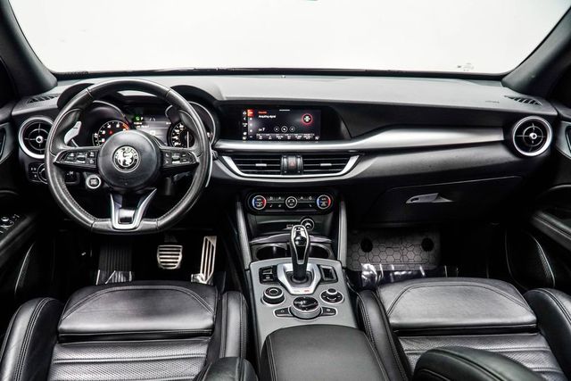 2023 Alfa Romeo Stelvio Veloce AWD - 23047528 - 4