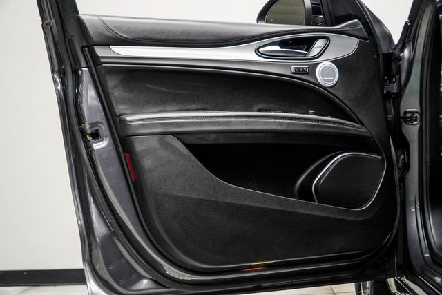 2023 Alfa Romeo Stelvio Veloce AWD - 22984486 - 38