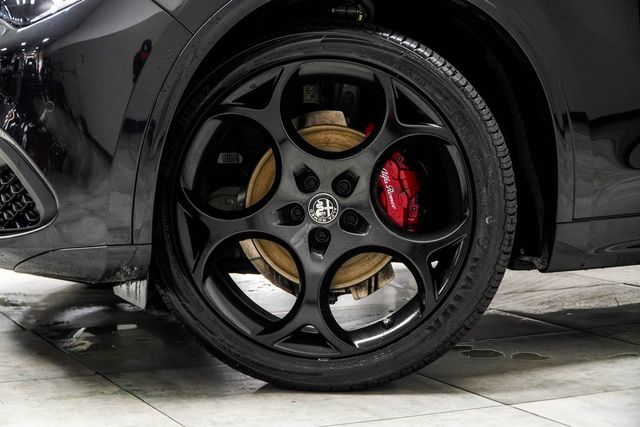 2023 Alfa Romeo Stelvio Veloce AWD - 22984583 - 5