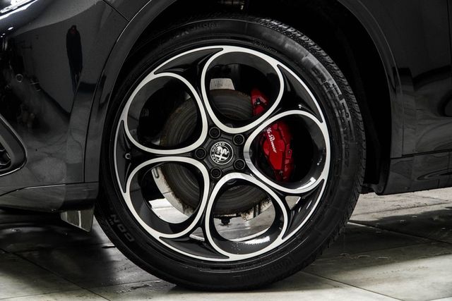 2023 Alfa Romeo Stelvio Veloce AWD - 22995843 - 5