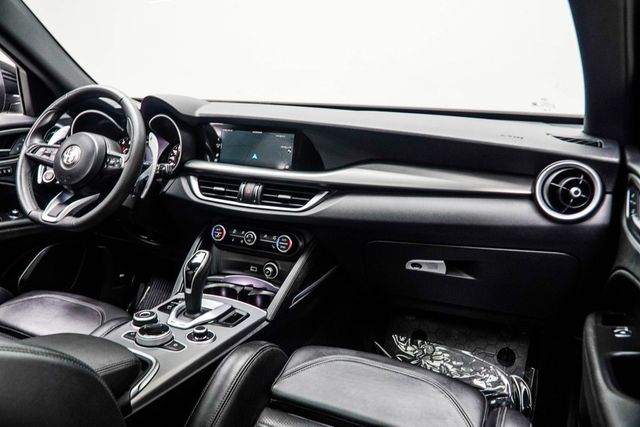 2023 Alfa Romeo Stelvio Veloce AWD - 22996332 - 18