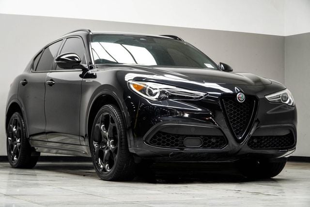 2023 Alfa Romeo Stelvio Veloce AWD - 22997606 - 3