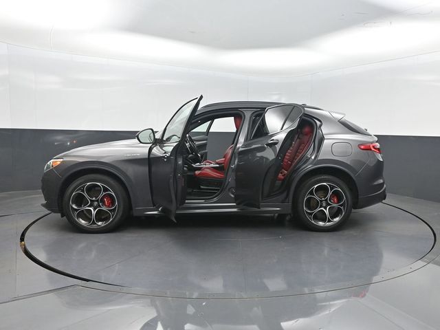 2023 Alfa Romeo Stelvio Veloce AWD - 23038676 - 37