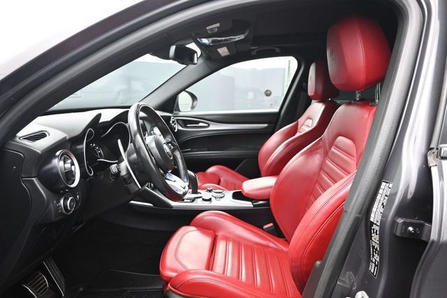 2023 Alfa Romeo Stelvio Veloce AWD - 23038676 - 5