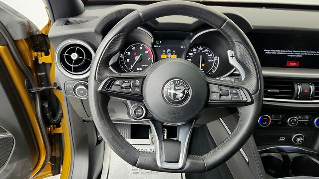 2023 Alfa Romeo Stelvio Veloce AWD - 22957031 - 13