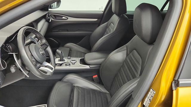 2023 Alfa Romeo Stelvio Veloce AWD - 22957031 - 19