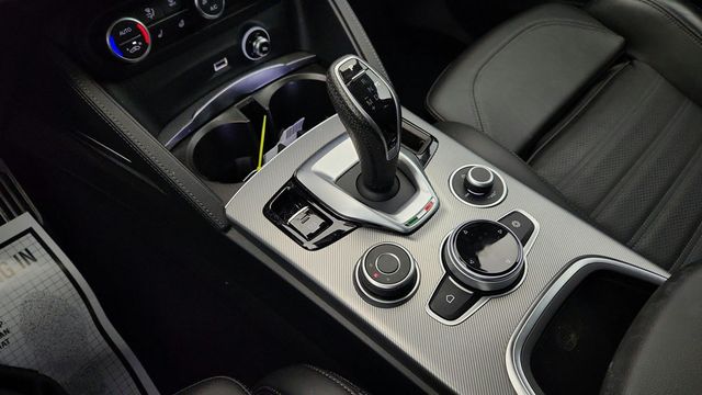 2023 Alfa Romeo Stelvio Veloce AWD - 22957031 - 34