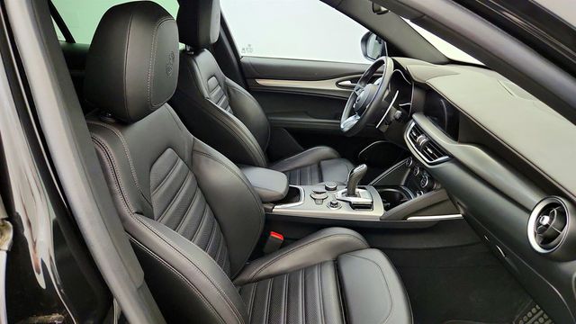 2023 Alfa Romeo Stelvio Veloce AWD - 23026853 - 23