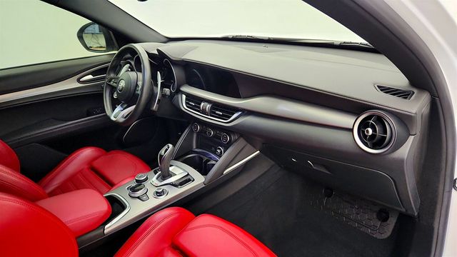 2023 Alfa Romeo Stelvio Veloce AWD - 23041980 - 24