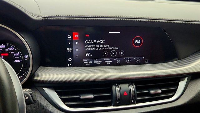 2023 Alfa Romeo Stelvio Veloce AWD w/ Active Assist Plus & harman/kardon Audio - 23041980 - 19
